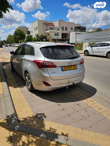 יונדאי i30