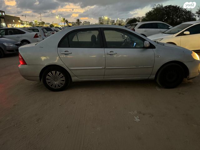 טויוטה קורולה