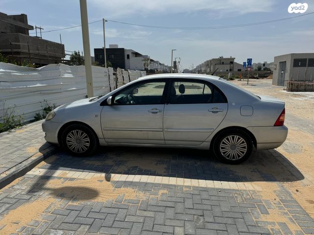 טויוטה קורולה