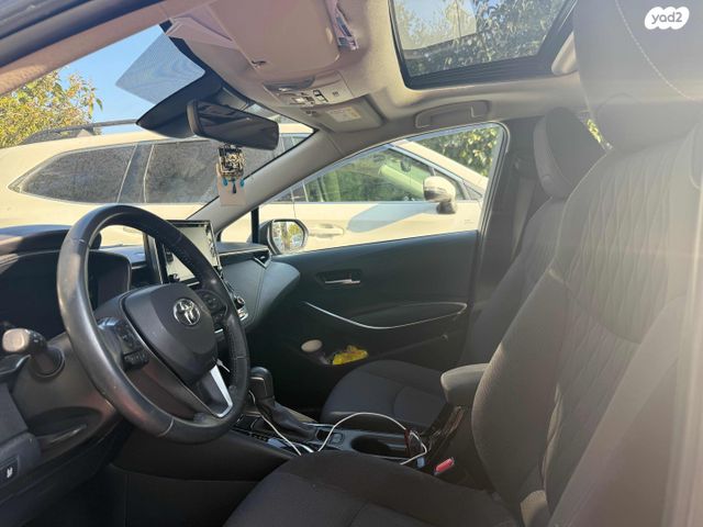 טויוטה קורולה