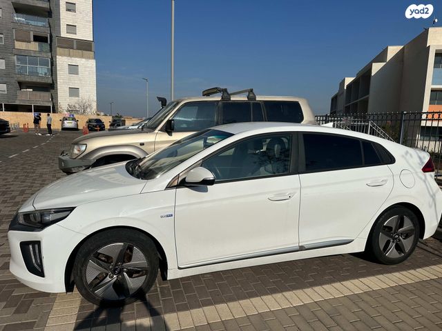 מודעת רכב יונדאי איוניק