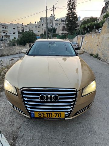 אאודי A8