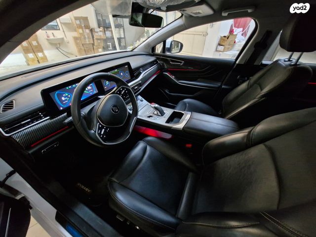 אי.וי איזי  Limo