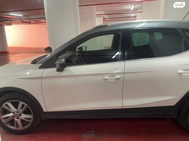 מודעת רכב סיאט ארונה