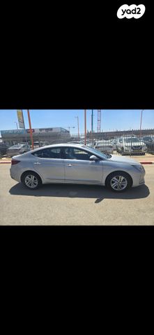 מודעת רכב יונדאי אלנטרה