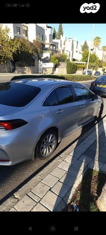 מודעת רכב טויוטה קורולה