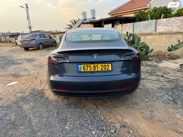 טסלה מודל 3