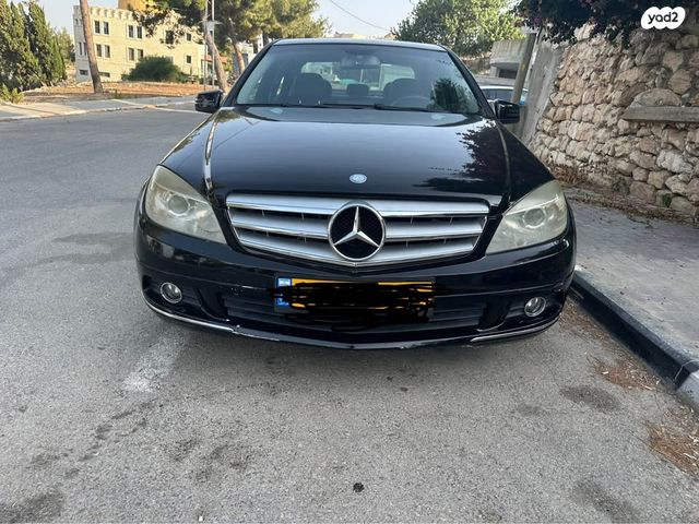 מודעת רכב מרצדס-בנץ C-class