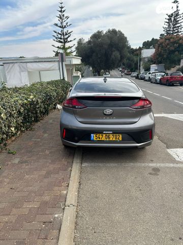 יונדאי איוניק