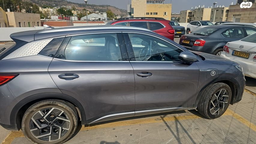 מודעת רכב בי.ווי.די אטו 3