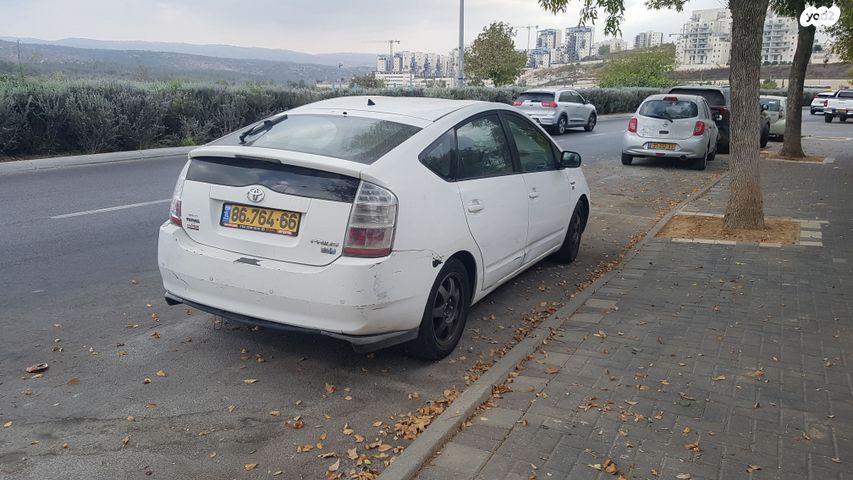 מודעת רכב טויוטה פריוס
