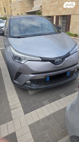 טויוטה C-HR