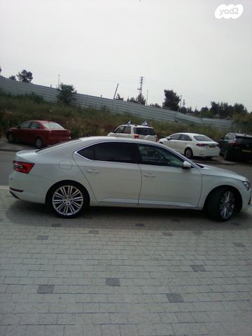 מודעת רכב סקודה סופרב