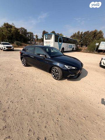 מודעת רכב סיאט לאון