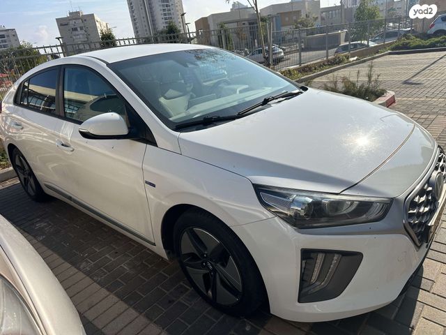 יונדאי איוניק