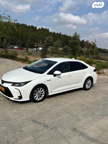 טויוטה קורולה