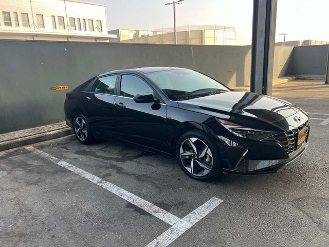 יונדאי אלנטרה