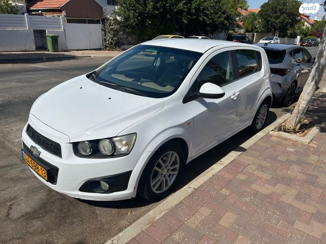 מודעת רכב שברולט סוניק