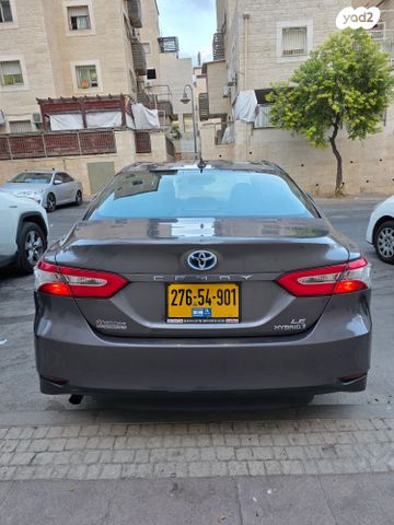 טויוטה קאמרי