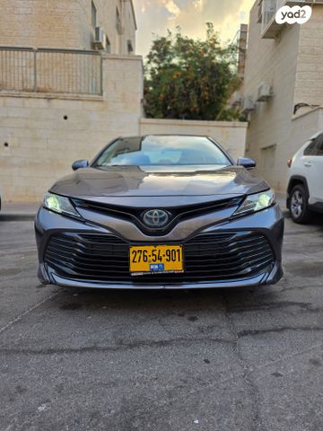 טויוטה קאמרי