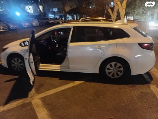 טויוטה קורולה