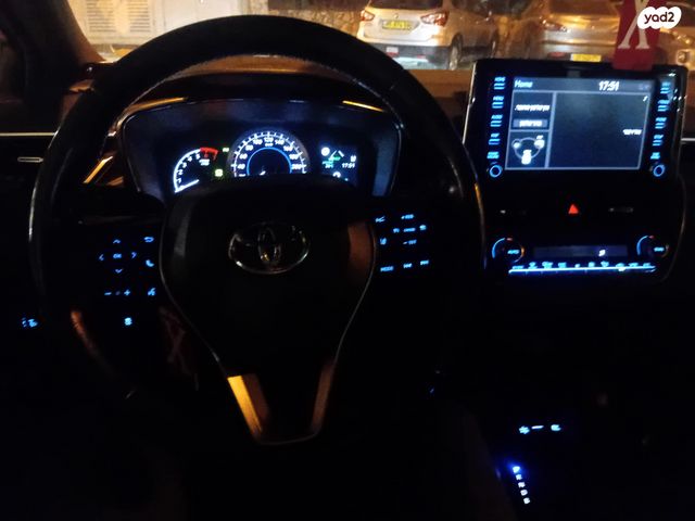 טויוטה קורולה