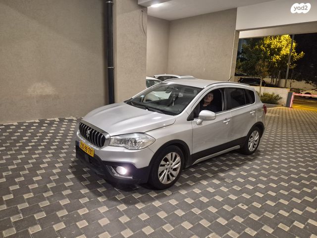 מודעת רכב סוזוקי קרוסאובר