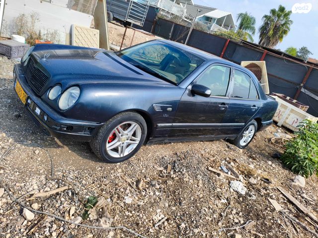 מרצדס-בנץ E-class