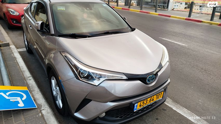 טויוטה C-HR