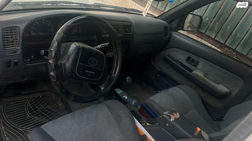 מודעת רכב טויוטה היילקס