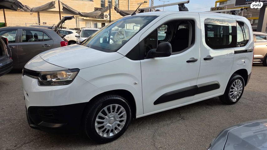 טויוטה פרואייס סיטי