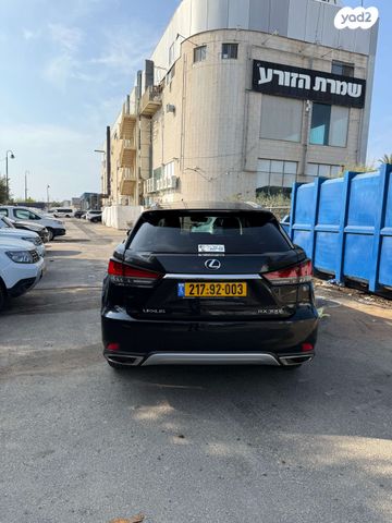 לקסוס RX