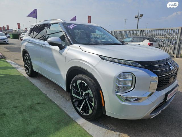 מיצובישי אאוטלנדר