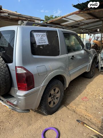 מודעת רכב מיצובישי פג'רו