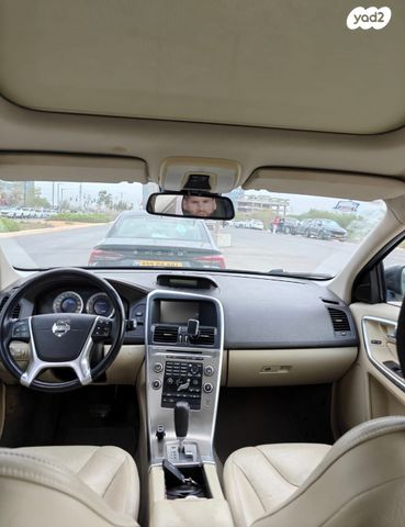 וולוו XC60