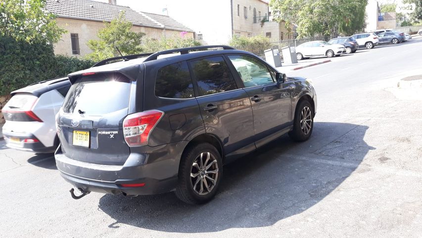 סובארו פורסטר