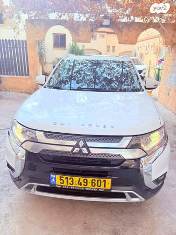 מיצובישי אאוטלנדר