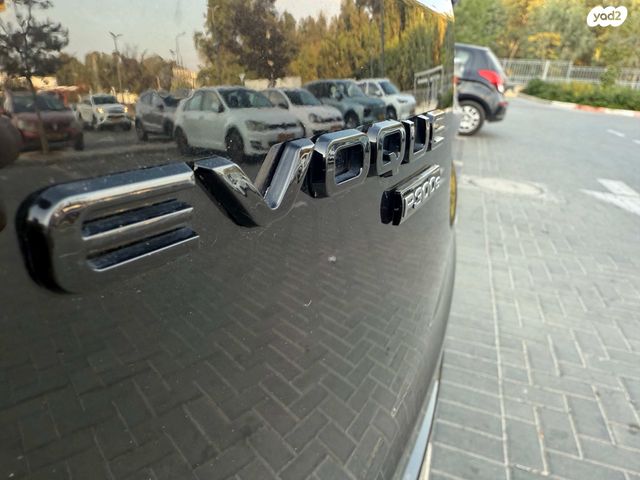 לנד רובר ריינג' רובר איווק