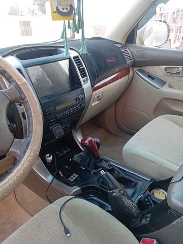 טויוטה לנד קרוזר