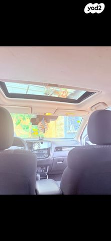 מיצובישי אאוטלנדר