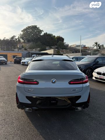 ב מ וו X4