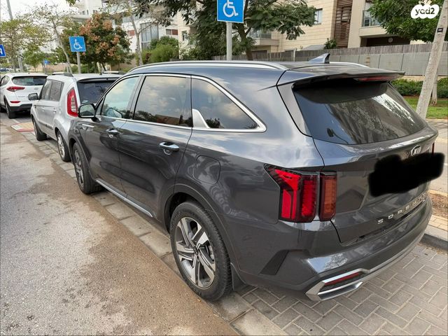 מודעת רכב קיה סורנטו