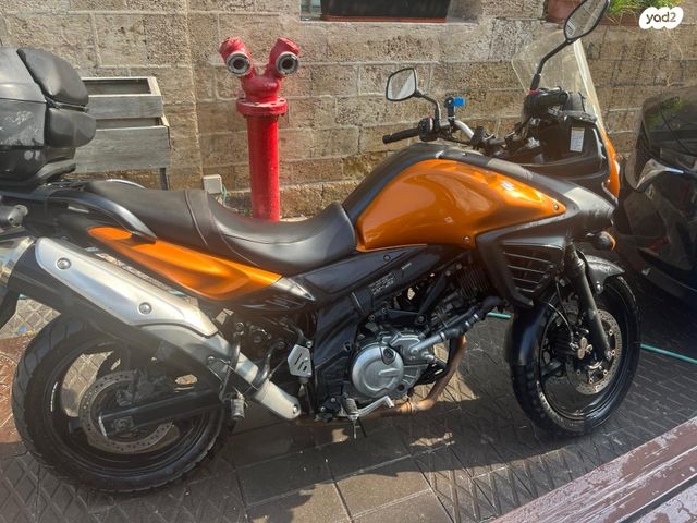 סוזוקי DL650 וי-סטרום