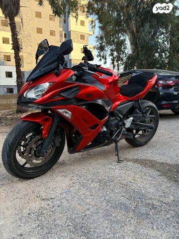 קאוואסאקי נינג'ה 650