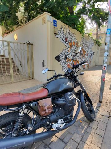 מוטוגוצי V7 Stone ABS