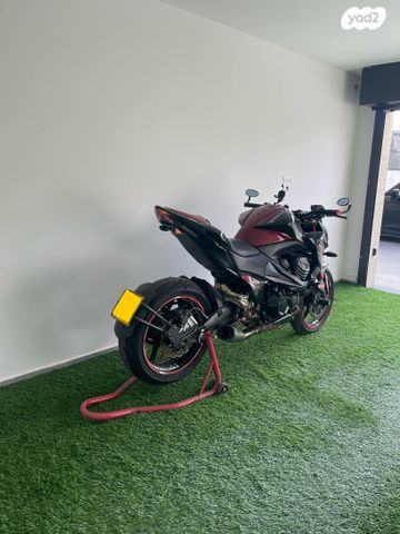 קאוואסאקי Z800R