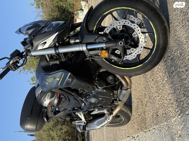 הונדה HORNET 750