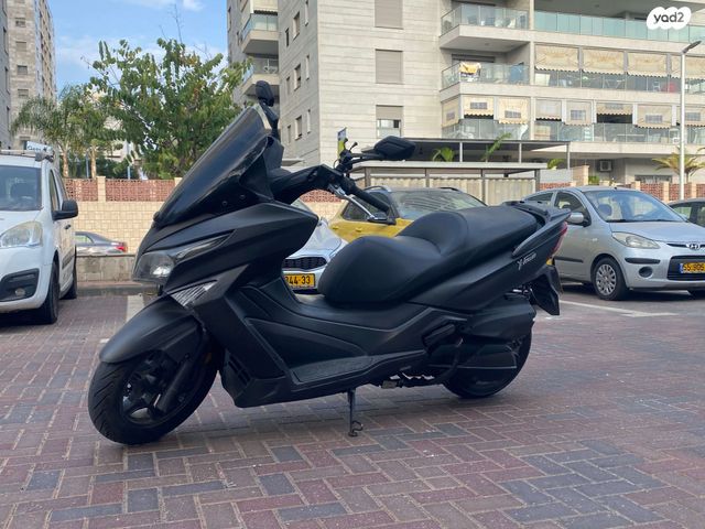 מודעת רכב קימקו איקס טאון CT 250