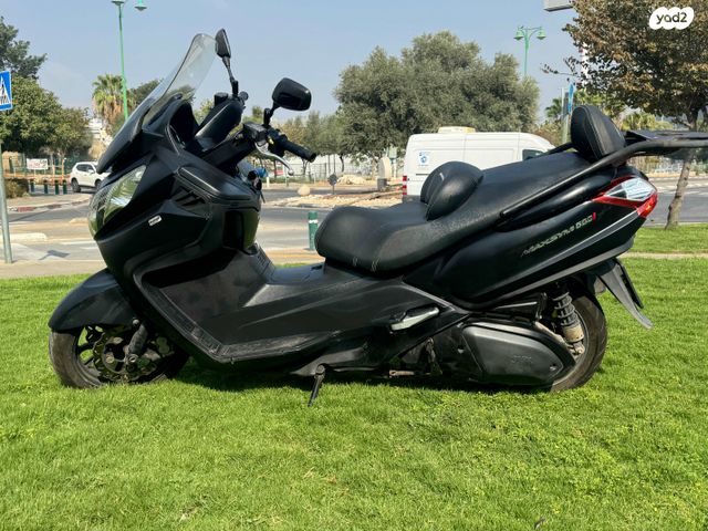 מודעת רכב סאן יאנג מקסים 600