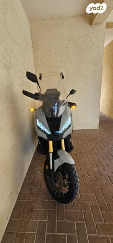 הונדה X-ADV750